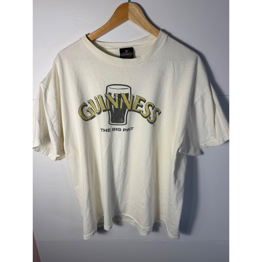 Guinness The Big Pint Vintage Graphic T-Shirt Mens XL White Balzout Cotton Tee